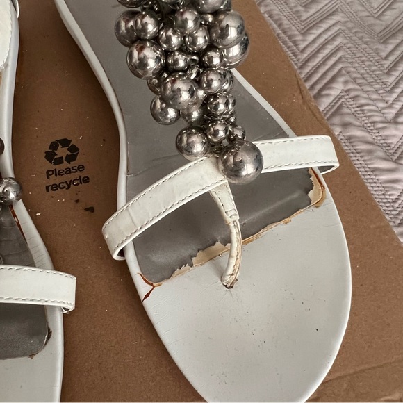 me too Sandals - SIZE 9.5 - Picture 3 of 7